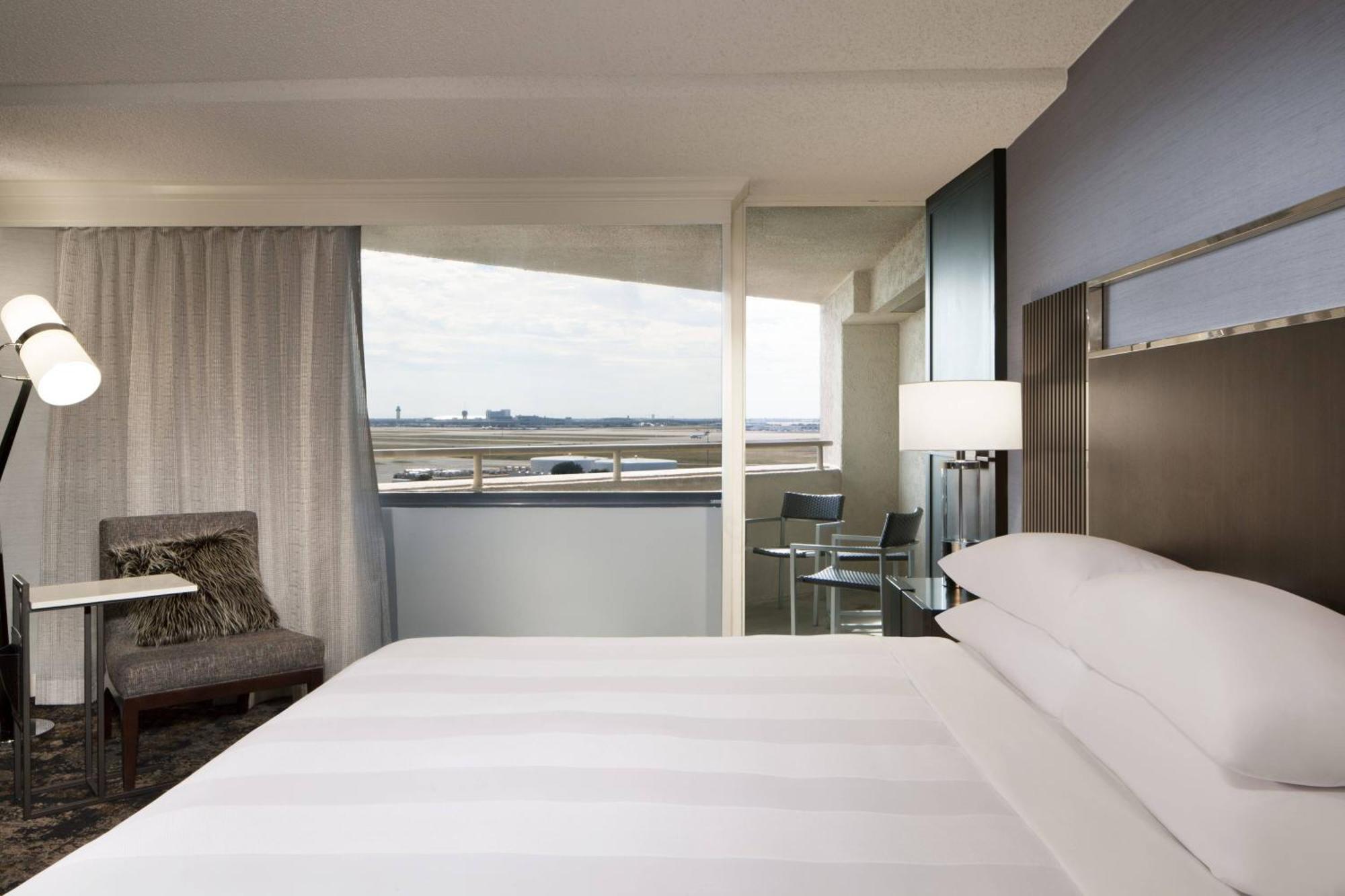 Dallas/Fort Worth Airport Marriott Irving Exterior photo