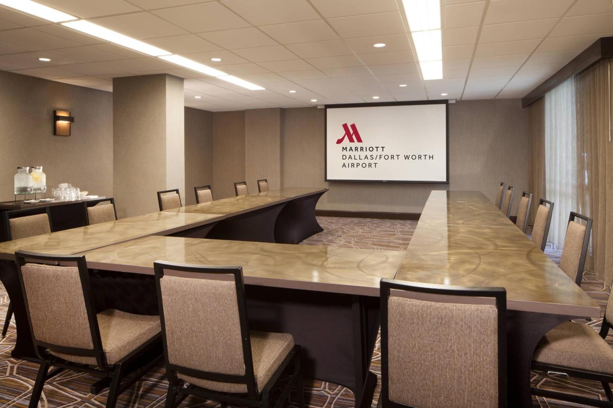 Dallas/Fort Worth Airport Marriott Irving Exterior photo
